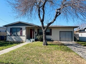 Building Photo - 538 Chase Dr