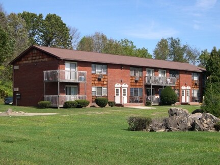 Ascot Park Apts Apartments Lafayette Nj Apartments Com