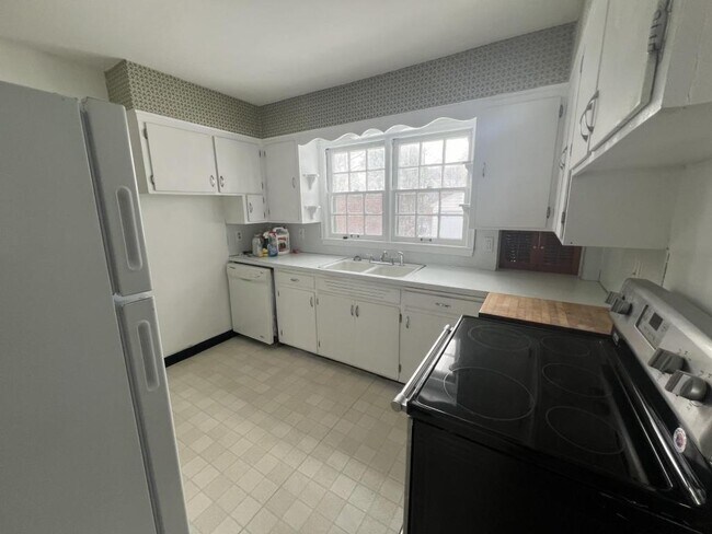 Building Photo - 1308 Ida Ave