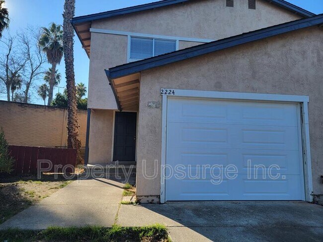 Building Photo - 2224 Leland Ct