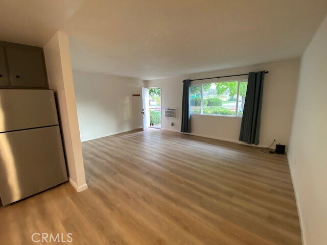 Building Photo - 18745 Magnolia Ct
