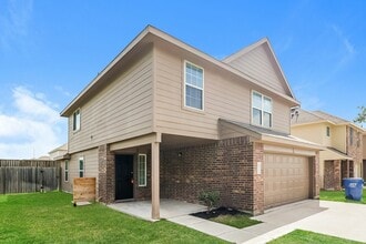 Building Photo - 12726 Memorial Ranch Rd
