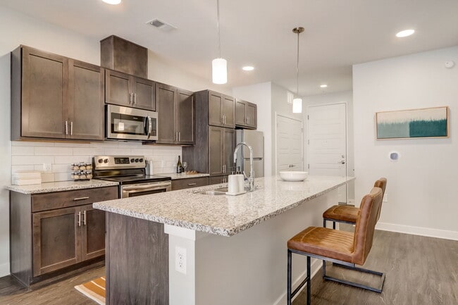 Building Photo - Wesmont