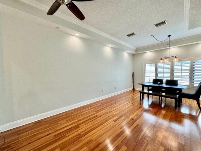 Building Photo - 2237 Soho Bay Ct