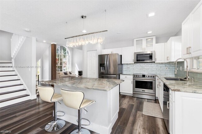 Building Photo - 4 br, 2.5 bath House - 1271 SW 178th Way