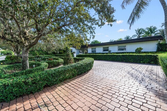 Foto del edificio - 7360 SW 115th St