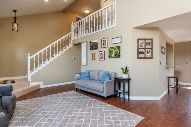 Building Photo - Spacious and Beautiful Home with Private A...