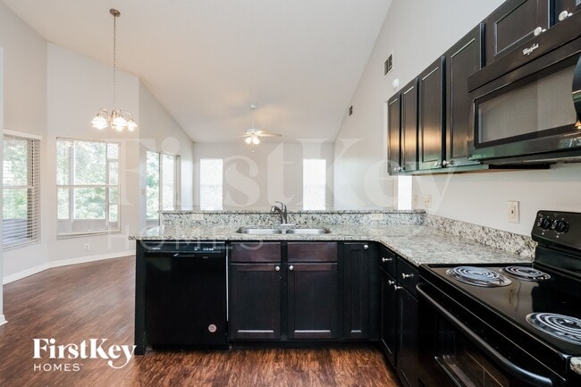 Building Photo - 6809 Coral Cove Dr