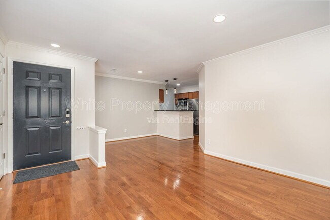 Foto del edificio - 2516 Cranbrook Ln