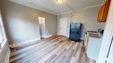 Building Photo - 1607 2nd Ave