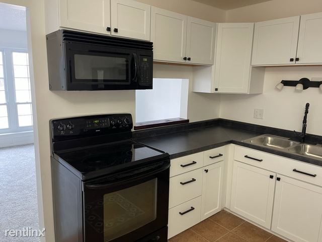 Building Photo - 2 br, 1 bath Condo - 1120 E 6th St 8 Unit 8