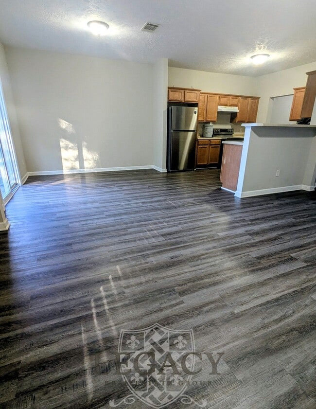 Building Photo - 782 Pippin Dr