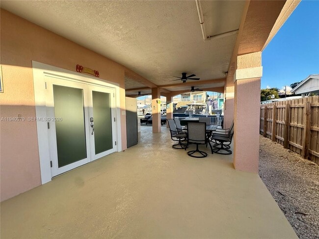 Foto del edificio - 1516 Aqueduct Ln