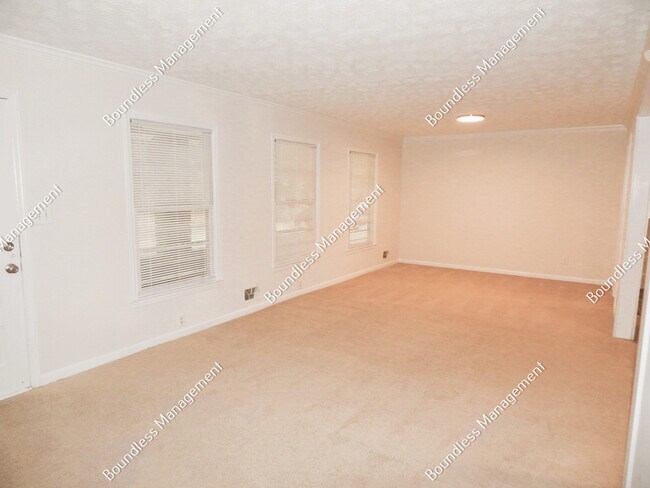 Foto del edificio - 743 Verde Dr