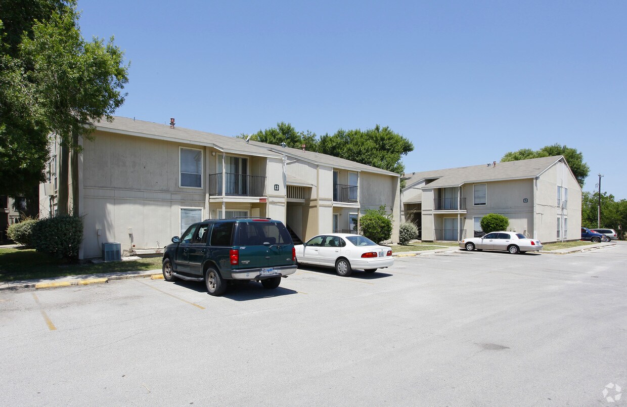 Country Oaks Apartments Apartments Kirby, TX