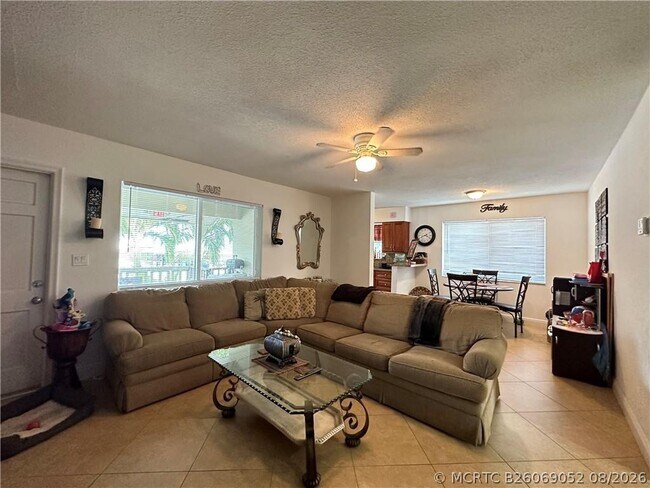 Foto del edificio - 4731 NE 21st Terrace