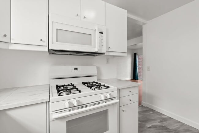 Photo - Now Available in Norfolk – Move-In Ready Townhouse!