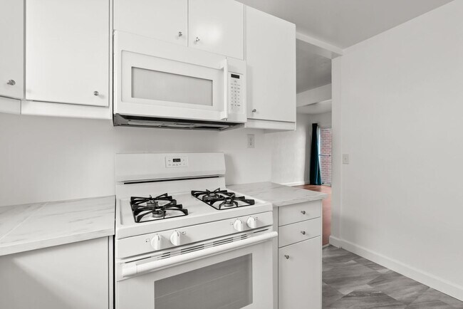 Foto del edificio - Now Available in Norfolk – Move-In Ready Townhouse!