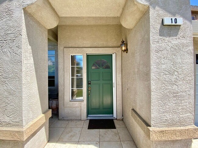 Foto del edificio - Beautiful Three Bedroom Napa Yacht Club Home