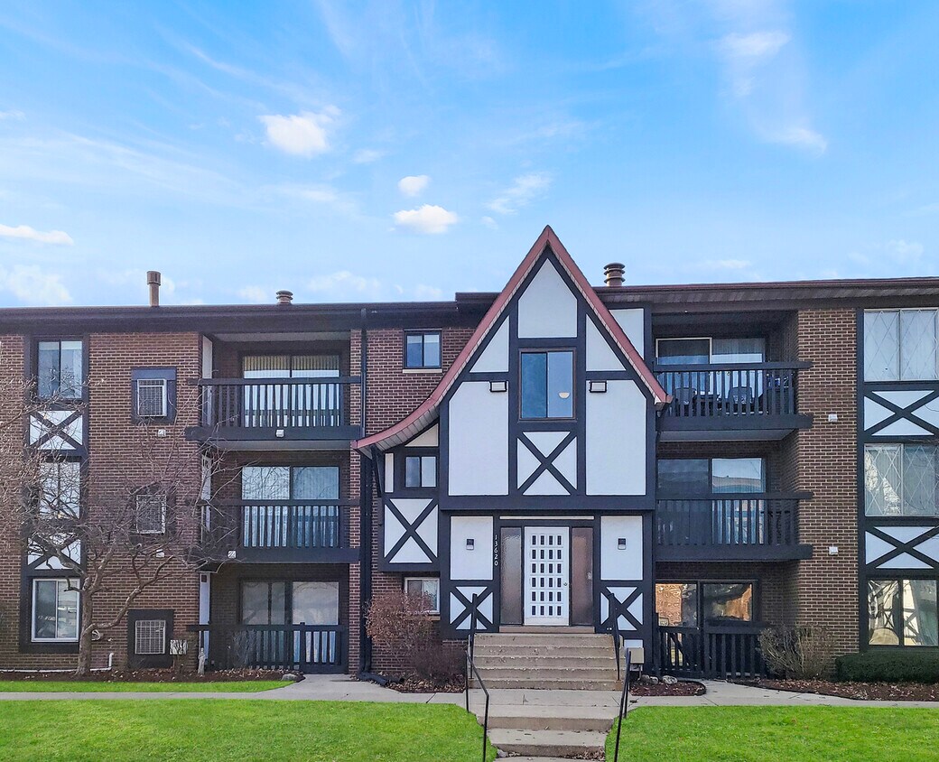 13620 Lamon Ave Unit 422, Crestwood, IL 60445 Condo for Rent in