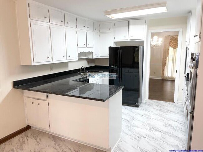 Foto del edificio - Live in Comfort & Style – 5BR/3.5BA Home w...