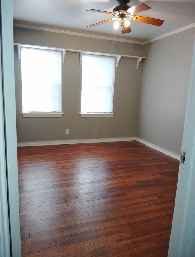 Foto del edificio - 3106 SW 10th Ave