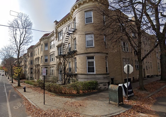 Building Photo - 198 Saint Paul St