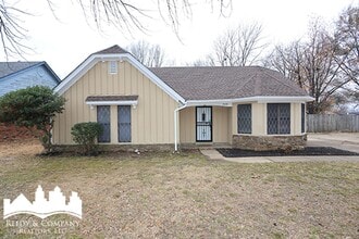 Building Photo - 7579 Clarkfield Pl