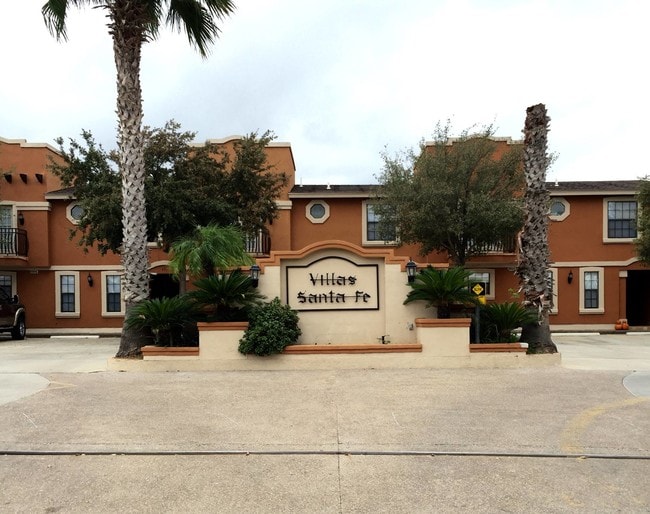 Building Photo - 3510 N Milmo Ave
