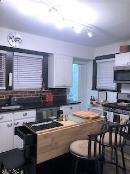 Building Photo - 522 Locust Ave