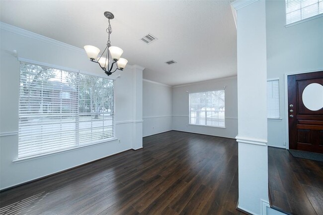 Building Photo - 427 Birch Hill Dr