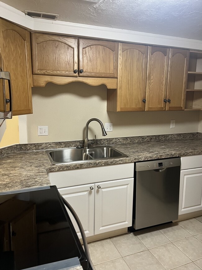 Kitchen view 2 - 6950 SE 122nd Dr House
