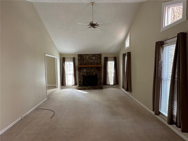 Building Photo - 2018 Cain Ct