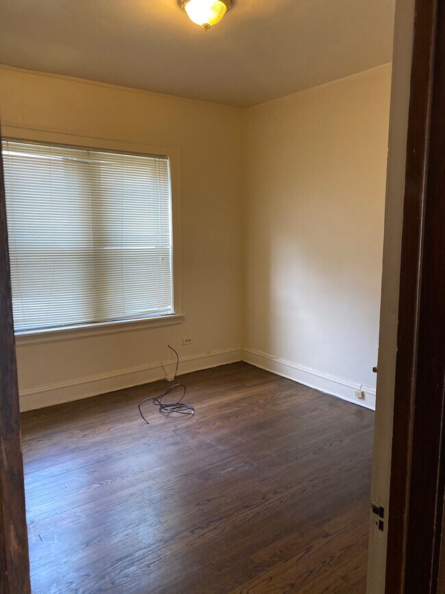 Foto del edificio - 10226 S Charles St