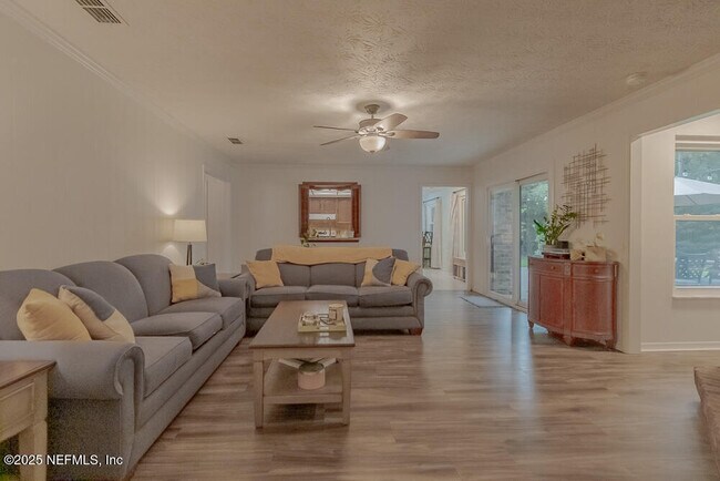 Building Photo - 3128 Old Port Cir W