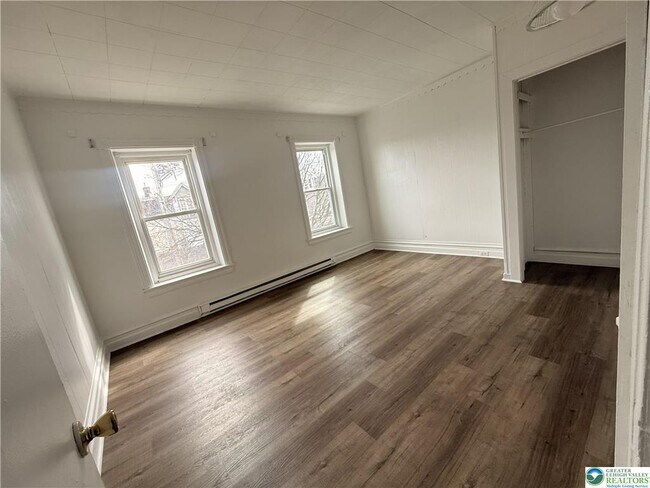 Foto del edificio - 425 Liberty St