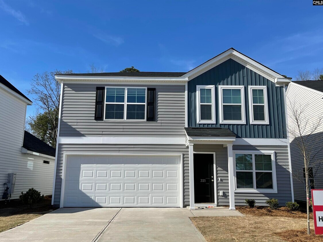 Foto principal - 321 Windfall Rd