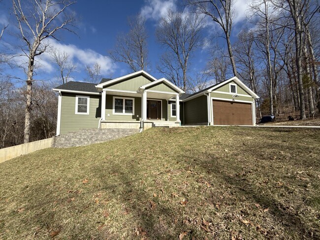 Building Photo - 56 Ken Helmly Ct