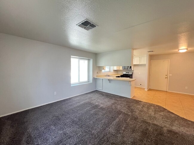 Building Photo - 8415 Laborough Dr