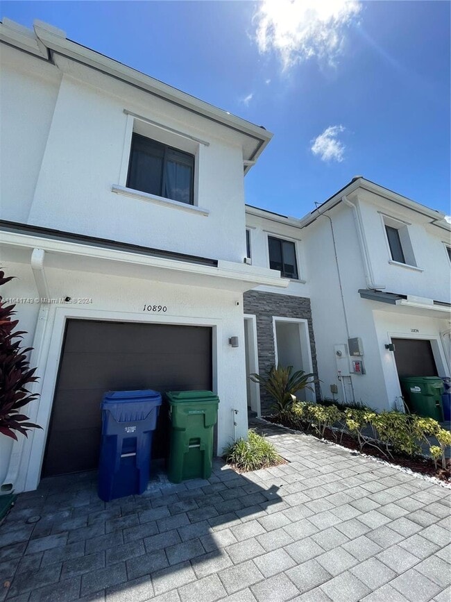 Photo - 10890 SW 235th St House