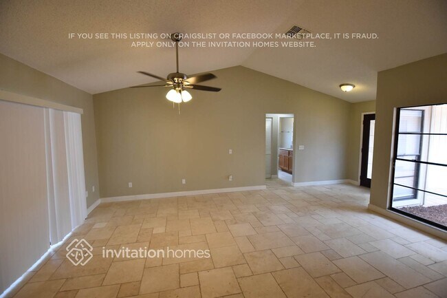 Building Photo - 1617 Carter Oaks Dr