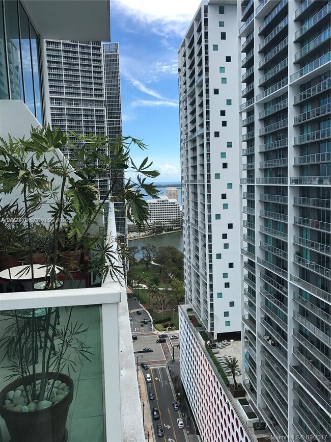 Foto del edificio - 41 SE 5th St