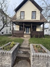 Building Photo - 517 Echo Ave