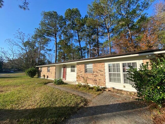 Building Photo - 11164 Key Haven Blvd