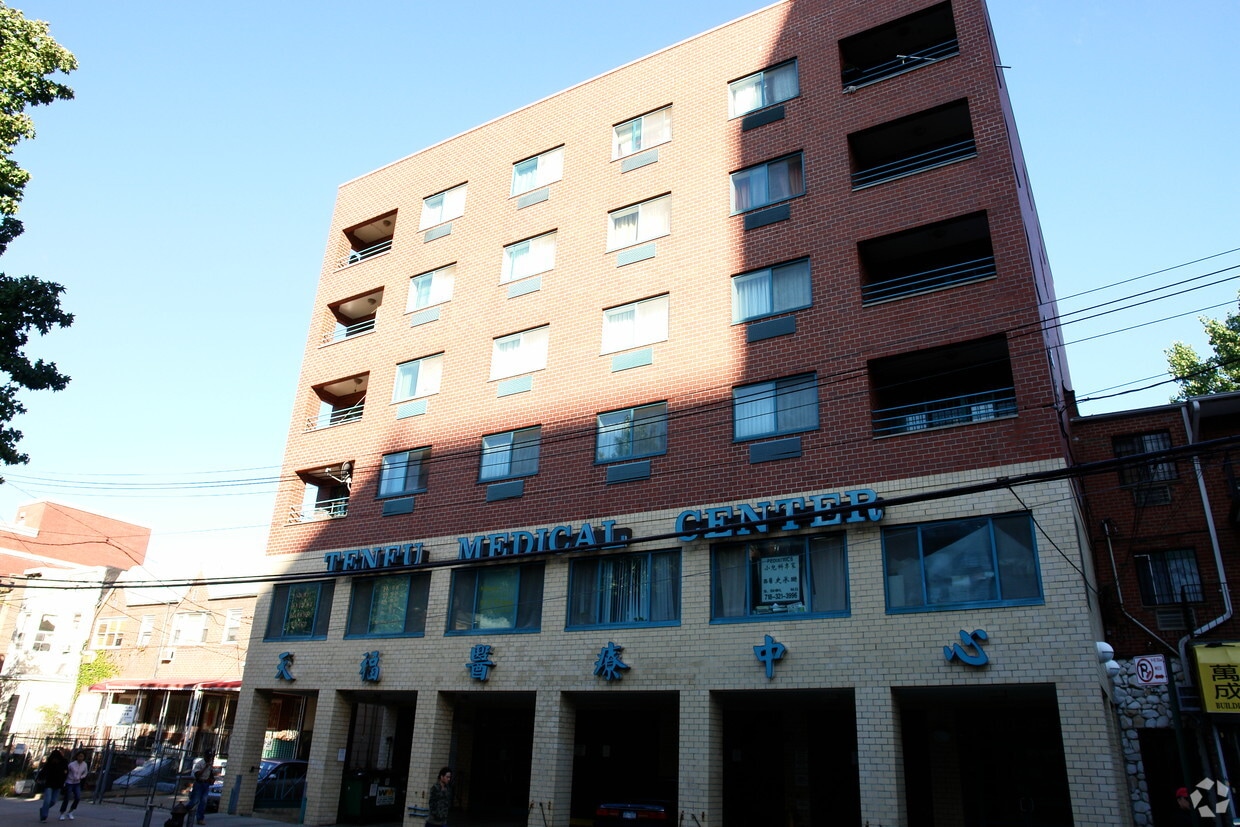 Tenfu Medical Center Apartments in Flushing, NY