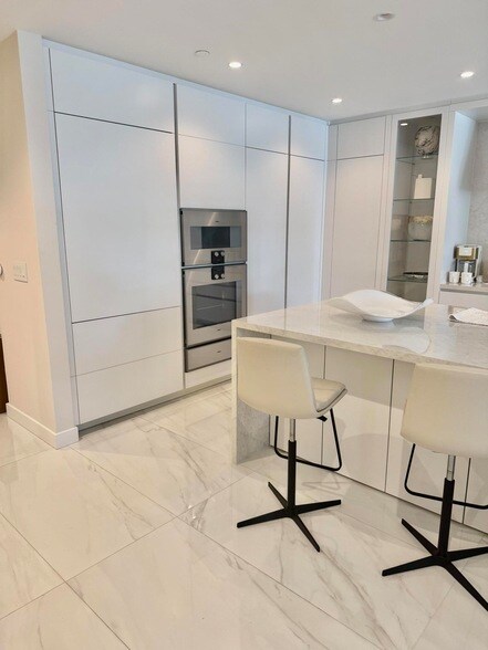 Foto del edificio - 220 SE Mizner Blvd