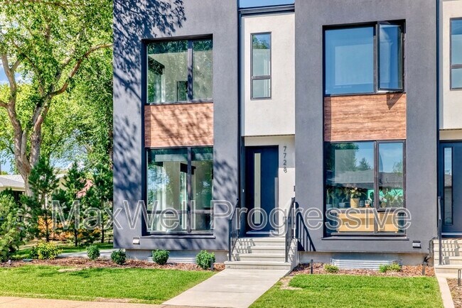 Building Photo - 7724-7105 105 Ave NW