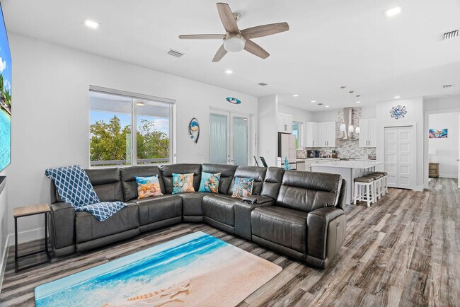 Foto del edificio - 83 Pescayo Ave