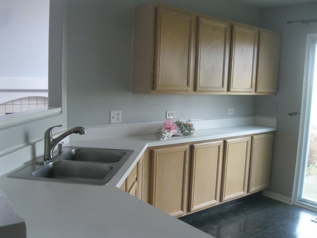 Building Photo - 9311 Brockton Ln