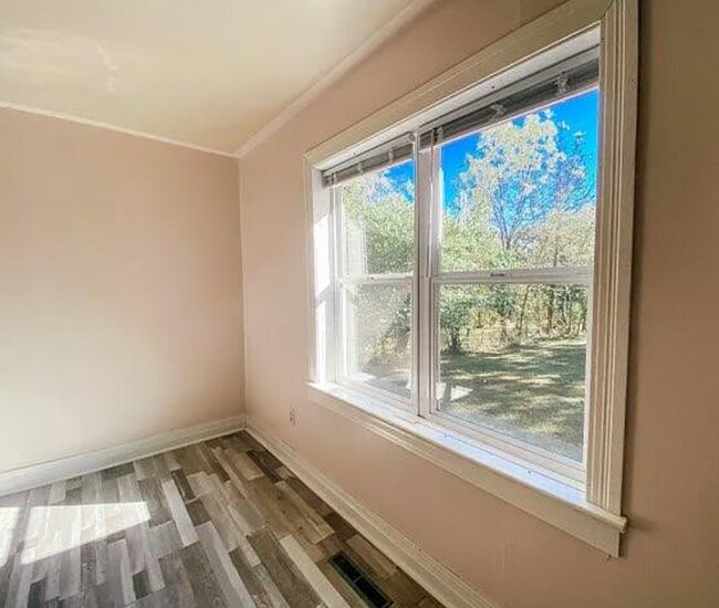 Foto del edificio - 2761 W Farm Rd 76